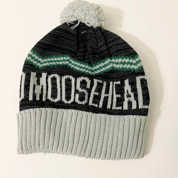 Karbon Moosehead Lager Beer Winter Hat Beanie Toque and Mittens - Picture 4 of 12